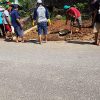 Gotong Royong RT IV Lingkungan Kantu Bangun Landasan TPS – Dinas Lingkungan Hidup