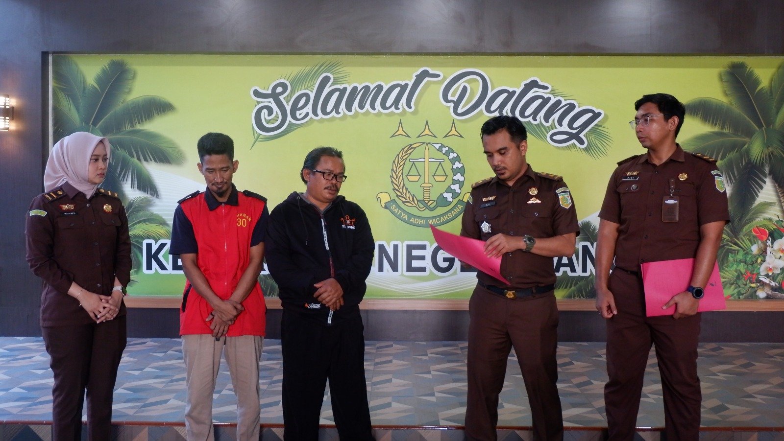 Permohonan Restoraive Justice Dikabulkan, Dua Tersangka Pencurian di Sanggau Dibebaskan – Kalimantan Today