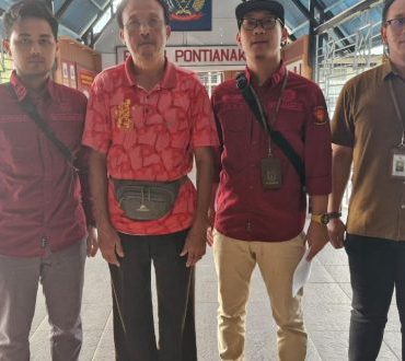 Kejaksaan Negeri Sanggau Eksekusi Dua Terpidana Kasus Program Peremajaan Sawit Rakyat KUD Sinar Mulia – Kalimantan Today
