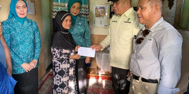 Pj Gubernur Kalbar Serahkan Bantuan ke Anak Stunting dan Masyarakat Miskin Ekstrem di Kota Sanggau – Kalimantan Today