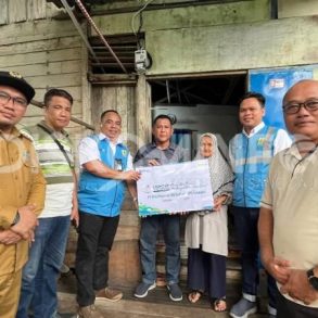 PJ Bupati Sanggau : Bentuk Kolaborasi Pemda Dengan PLN Bantu Warga Kategori Kemiskinan Ekstrim