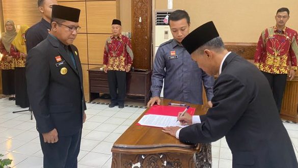 Ade Syafari Pimpin BAZNAS Sanggau Periode 2022-2027 – Kalimantan Today
