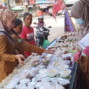 Dinkes Sanggau Pastikan Takjil yang Dijual Aman Dikonsumsi – Kalimantan Today