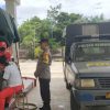 Polsek Kembayan Melaksanakan Patroli Pengecekan dan Jaga Keamanan Di SPBU Dusun Tapang Raya