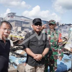PJ Bupati Sanggau Tinjau Lokasi Kebaran di Pasar Sosok Kecamatan Parindu