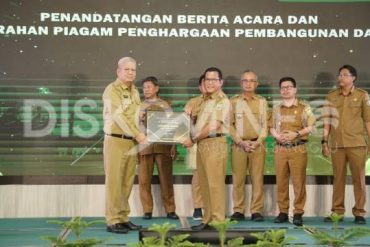 Pemkab Sanggau Raih Penghargaan Pembangunan Daerah Tahun 2024 Terbaik Tingkat Kabupaten se-Kalbar