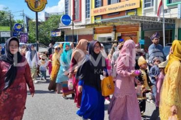 IGTKI Kabupaten Sanggau Gelar Karnaval Hari Kartini