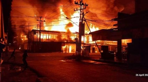 28 Unit Ruko di Pasar Bodok Ludes Terbakar
