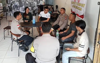 Polsek Sekayam Gelar Program Jumat Curhat