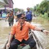 Penjabat Bupati Sanggau Serahkan Bantuan Kepada Korban Banjir Di Desa Sosok dan Menyabo Kecamatan Tayan Hulu