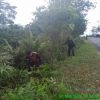 Kadis DLH Pimpin langsung Jum’at Bersih di Kompleks Sabang Merah – Dinas Lingkungan Hidup