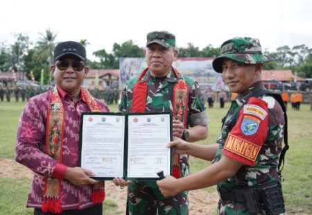 Hadiri Penutupan TMMD ke-120 di Kecamatan Beduai, Ini yang disampaikan Pj Bupati Suherman