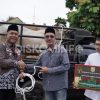 Jelang Hari Raya Idul Adha 1445 H Pj Bupati Sanggau Serahkan Bantuan Hewan Qurban