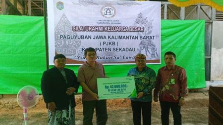 BPJS Ketenagakerjaan Sanggau Serahkan Santunan Jaminan Kematian Kepada Ahli Waris Senilai Rp 42 Juta