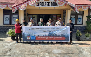 Patroli Gabungan TNI-Polri dan Kecamatan Berikan Himbauan Karhutla di Kecamatan Toba