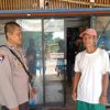 Sampaikan Pesan Kamtibmas, Anggota Polsek Mukok Ajak Warga Jaga Kamtibmas di Wilayahnya Masing-masing