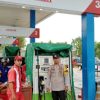 Anggota Polsek Sekayam Gelar Patroli ke SPBU 64.785.06 Dusun Balai Karangan III