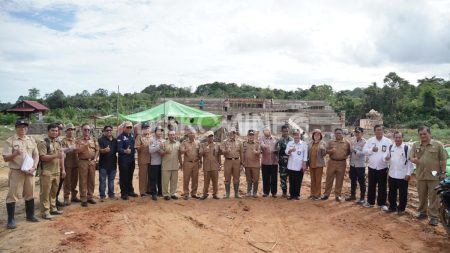 Penjabat Bupati Sanggau Tinjau Lokasi MTQ XXXII Tingkat Kabupaten Sanggau di Kecamatan Toba
