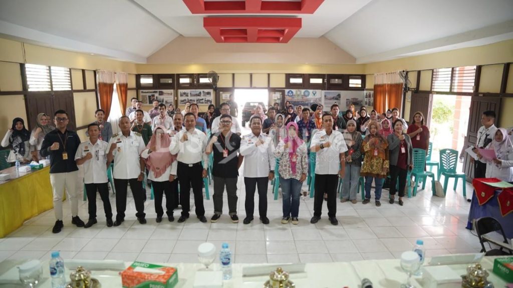 Penjabat Bupati Sanggau Buka Bimtek Implementasi Perizinan Berusaha Berbasis Resiko