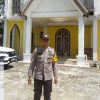 Polsek Sekayam Melaksanakan Pengamanan Kebaktian Rutin di Sejumlah Gereja