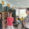 Lakukan Patroli Dialogis, Cara Anggota Polsek Mukok Dalam Jaga Kamtibmas Menjelang Pilkada 2024