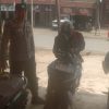 Personil Polsek Tayan Hulu Sampaikan Pesan Kamtibmas dalam Kegiatan Patroli