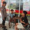 Polsek Beduai Gelar Patroli Dialogis, Edukasi Warga Jelang Pilkada 2024