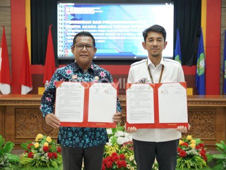 Serah Terima Pengelolaan Sementara Operasional BMN Dari Balai Prasarana Permukiman Wilayah Kalbar Kepada Pj. Bupati Sanggau