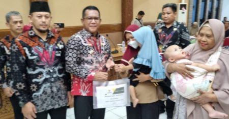 PJ Bupati Sanggau Wajibkan OPD dan Perusahaan Bentuk UPZ