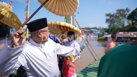 PJ Sekda Sanggau Hadiri Festival Budaya Mande Bedel Keraja di Tayan Hilir