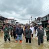 Tinjau Banjir Sosok, Penjabat Bupati Sanggau Pastikan Semaksimal Mungkin Tangani Situasi