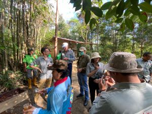 Pimpinan GIZ Republik Federal Jerman Kunjungi Taman Kehati di Kota Sanggau – Dinas Lingkungan Hidup