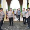 Kapolres Sanggau Tinjau Langsung Pengamanan Misa Malam Natal 2024 di Gereja Katedral dan GKNI Anthiokia Sanggau