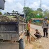 Gelar Patroli Dialogis, Anggota Polsek Mukok Ajak Warga Jaga Kamtibmas
