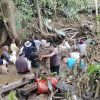 Polsek Badau Turut Serta Dalam Gotong Royong Pembersihan Sungai di Desa Badau