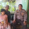 Kanit Binmas Polsek Mukok Gelar Patroli Dialogis Bersama Warga untuk Jaga Kondusivitas