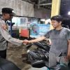 Patroli Malam Polsek Meliau Tingkatkan Keamanan dan Sambangi Warga