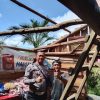 Bhabinkamtibmas Polsek Mempawah Hulu Datangi Rumah Warga Yang Terkena Bencana Angin Kencang