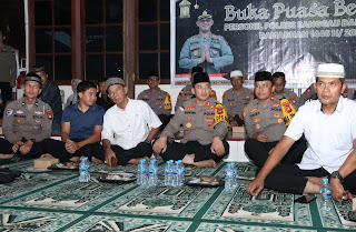 Polres Sanggau Gelar Zoom Meeting Berbuka Puasa Bersama Awak Media untuk Perkuat Sinergitas