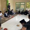 Kapolsek Sekayam dan Personil Gelar Buka Bersama serta Sholat Magrib Berjamaah untuk Pererat Solidaritas