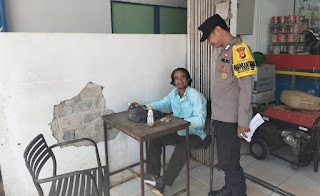 Jalin Kedekatan dengan Warga, Anggota Polsek Toba Ajak Jaga Kamtibmas Lewat Silaturahmi