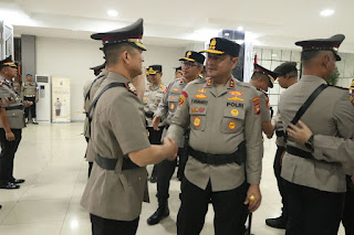 Pimpin Sertijab, Kapolda Kalbar Tekankan Pejabat Baru Untuk Tingkatkan Kolaborasi dan Inovasi dalam Kepemimpinan