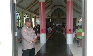 Polsek Toba Gelar Pengamanan Ibadah Minggu, Ciptakan Suasana Aman dan Kondusif