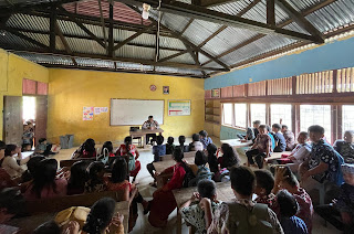 Polsek Sekayam Gelar Sosialisasi Anti-Bullying di SDN 08 Bungkang Peringati Hari Kartini