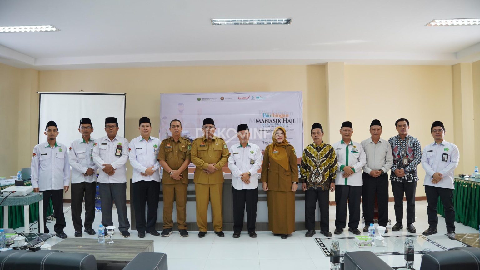 Buka Bimbingan Manasik Haji, Pj Sekda Pastikan CJH Sanggau Siap Berangkat