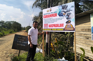 Polsek Meliau Gencarkan Himbauan Kamtibmas, Pasang Banner di Titik Strategis