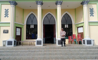 Polsek Toba Pastikan Keamanan Ibadah Misa di Gereja Kristus Raja Semesta Alam Berjalan Kondusif