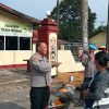 Cegah Pelanggaran Lalu Lintas, Polsek Entikong Gelar Razia Pengendara Motor Tanpa Helm