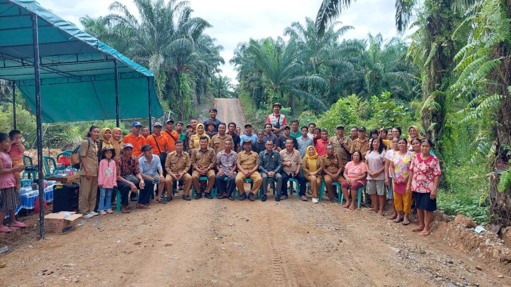 Kunjungan Kerja 100 Hari Bupati Sanggau – DISBUNNAK Kunjungan Kerja 100 Hari Bupati Sanggau – DISBUNNAK