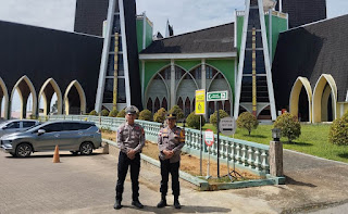 Polres Sanggau Pastikan Keamanan Ibadah Minggu di Gereja-Gereja Kota Sanggau